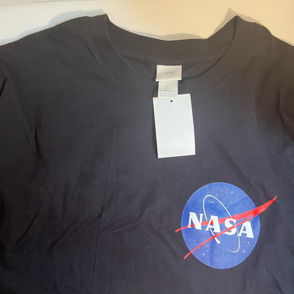 NASA H&M Tshirt